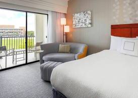 Courtyard by Marriott Dallas Arlington South 5