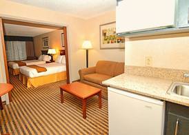 Sleep Inn & Suites Kalamazoo East 2