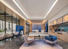 Holiday Inn Express Shenzhen Baolong Metro Station by IHG 3