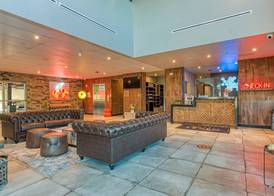 Hotel Lexen Newhall & Santa Clarita - Near Six Flags Magic Mountain 2