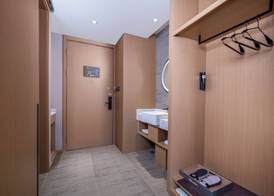 Holiday Inn Express Zhuhai Grand Theater by IHG 4
