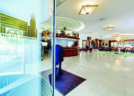 Hotel Aro Palace 4