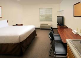WoodSpring Suites Des Moines Pleasant Hill 4