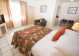 Parkway Inn 4