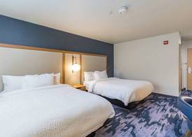 Fairfield Inn and Suites by Marriott Tampa North 5