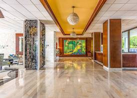 Seacoast Suites on Miami Beach 4