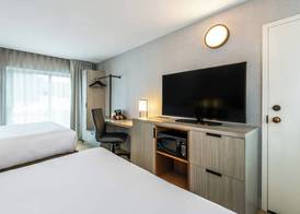 Comfort Inn Ancienne-Lorette - Quebec Airport 5