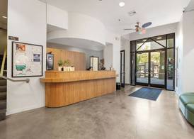 Little Italy Inn - Limited Service Apart Hotel 2