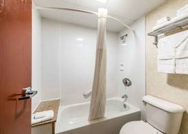 Quality Inn Bradley- Bourbonnais 3
