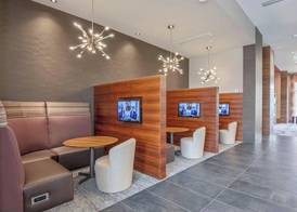 Courtyard by Marriott Raleigh Cary/Parkside Town Commons 4