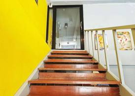 Sukhum Huai Khwang Guest House 2