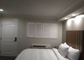 Greenwich Inn 2