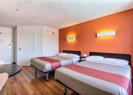 Motel 6 Gilroy, CA 5