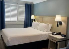 Ramada by Wyndham Redondo Beach 4