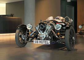 V8 HOTEL Motorworld Region Stuttgart 5