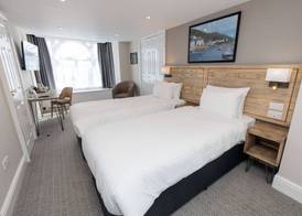 Dovey Inn 4