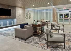 Fairfield Inn & Suites by Marriott Birmingham Colonnade 5
