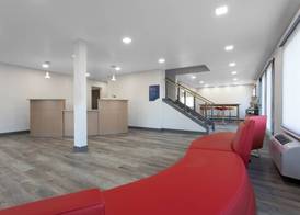 Travelodge by Wyndham Elkhart 4