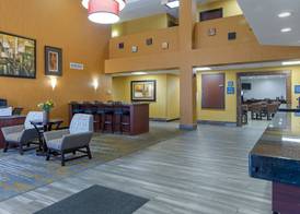Best Western PLUS Fresno Inn 4