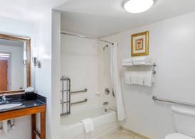 Comfort Suites Longmont 4