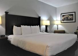 Best Western Paramus Hotel & Suites 4