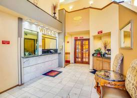 Econo Lodge Inn & Suites Albuquerque East I-40 Eubank Exit 5