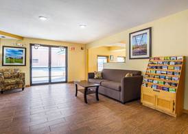 Quality Inn & Suites Greensburg I-74 3