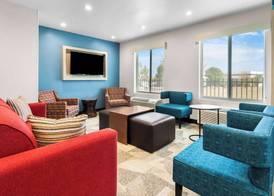 Clarion Pointe Fort Worth East - Arlington 2