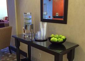 Cupertino Hotel 2