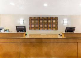 La Quinta Inn & Suites by Wyndham Redding 3