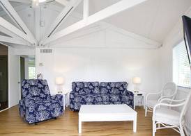 Topsider Resort 2