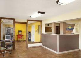 Days Inn by Wyndham Champaign/Urbana 2