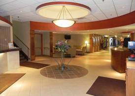 Quality Hotel & Suites At The Falls 3