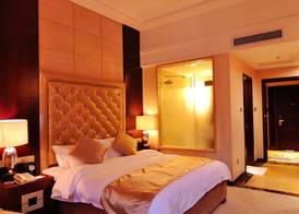 Yuexiu Hotel Guangzhou, Curio Collection by Hilton 4