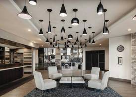 Four Points by Sheraton Detroit Novi 3