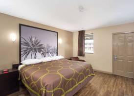 Super 8 by Wyndham Pensacola NAS Area 4