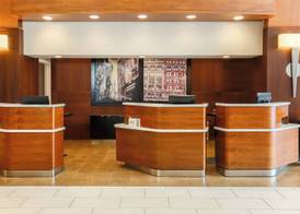 Courtyard by Marriott Pittsburgh Downtown 2
