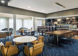 Courtyard by Marriott Phoenix North 4