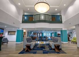 Wingate by Wyndham Lafayette Airport 3