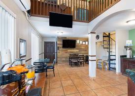 Super 8 by Wyndham Kingsport 3