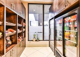 Comfort Inn & Suites Ambassador Bridge 3