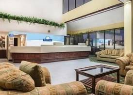 Days Inn by Wyndham Indianapolis Castleton 2