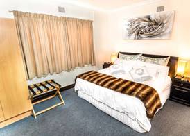 The George Hotel 3