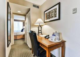 Best Western Plus Cambridge Hotel 5