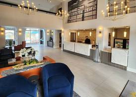 La Quinta Wyndham SFO Airport West Millbrae-Presidents Award Winner-FREE ARPRT SHTL 2