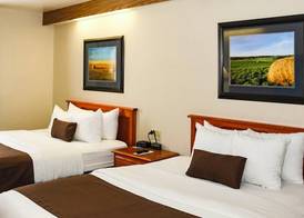 Motel 6 Minot, ND 5