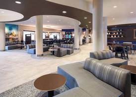Courtyard by Marriott Fort Lauderdale Airport & Cruise Port 5