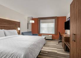 Holiday Inn Express CHAPEL HILL by IHG 5
