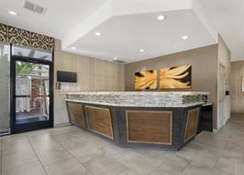 Best Western Plus Carriage Inn 4