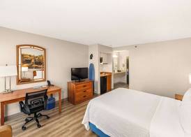Days Inn by Wyndham Raleigh-Airport-Research Triangle Park 4